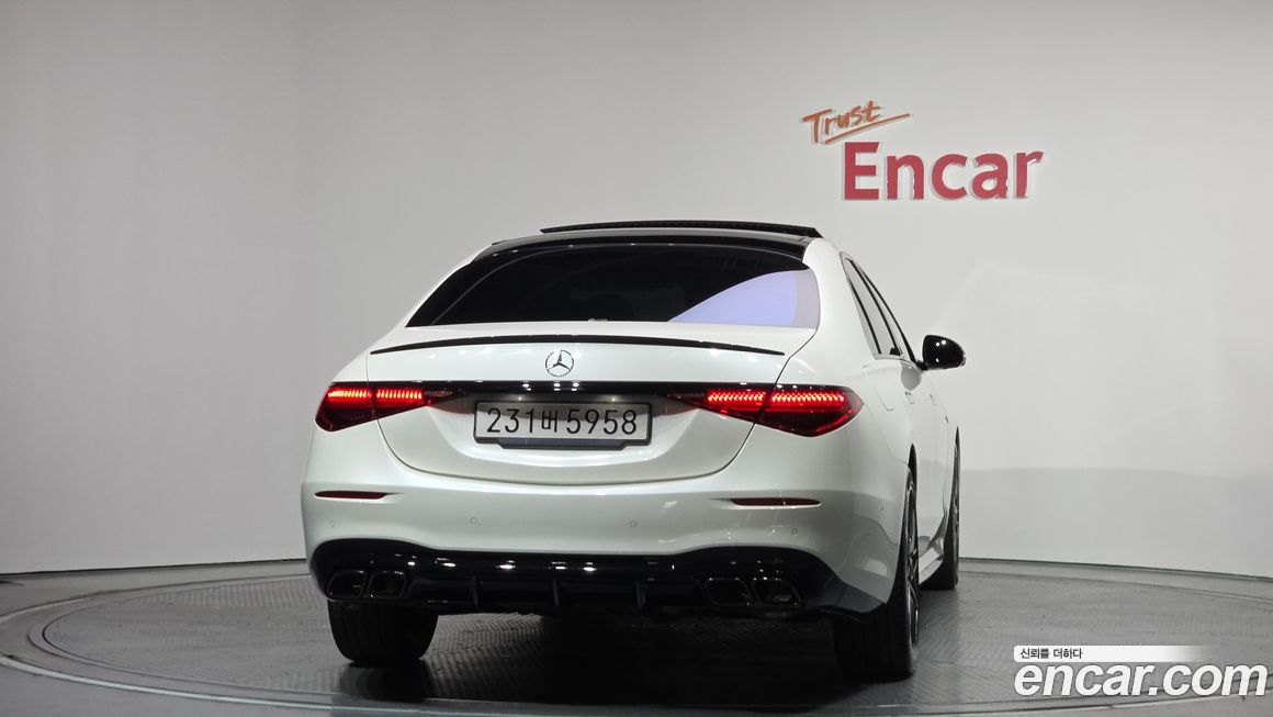 Mercedes-Benz S-Class 2022