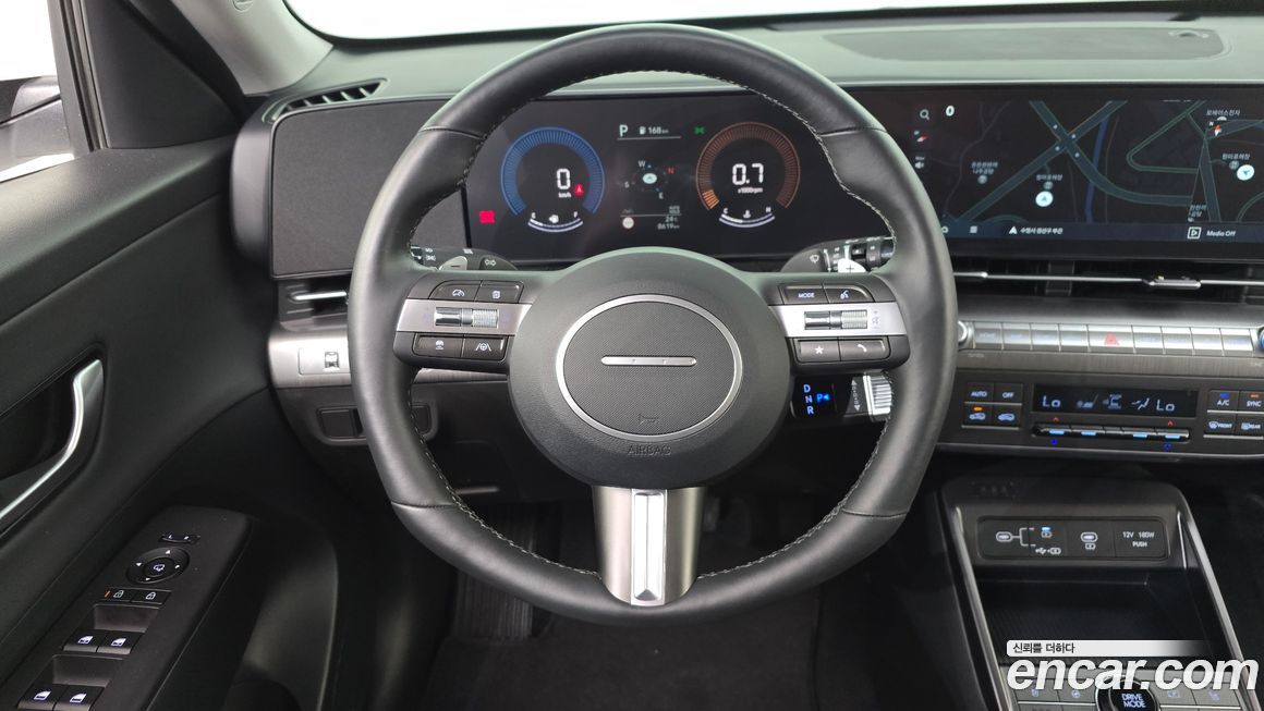 Hyundai Kona 2025