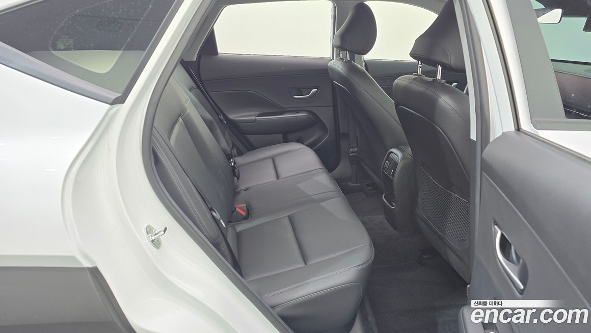 Hyundai Kona 2025