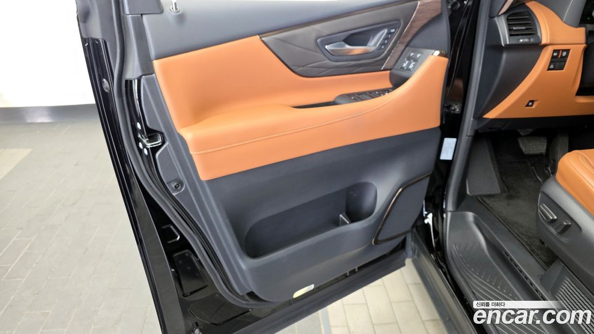 Toyota Alphard 2025