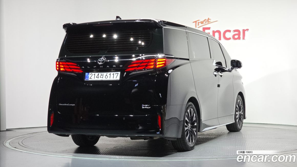 Toyota Alphard 2025