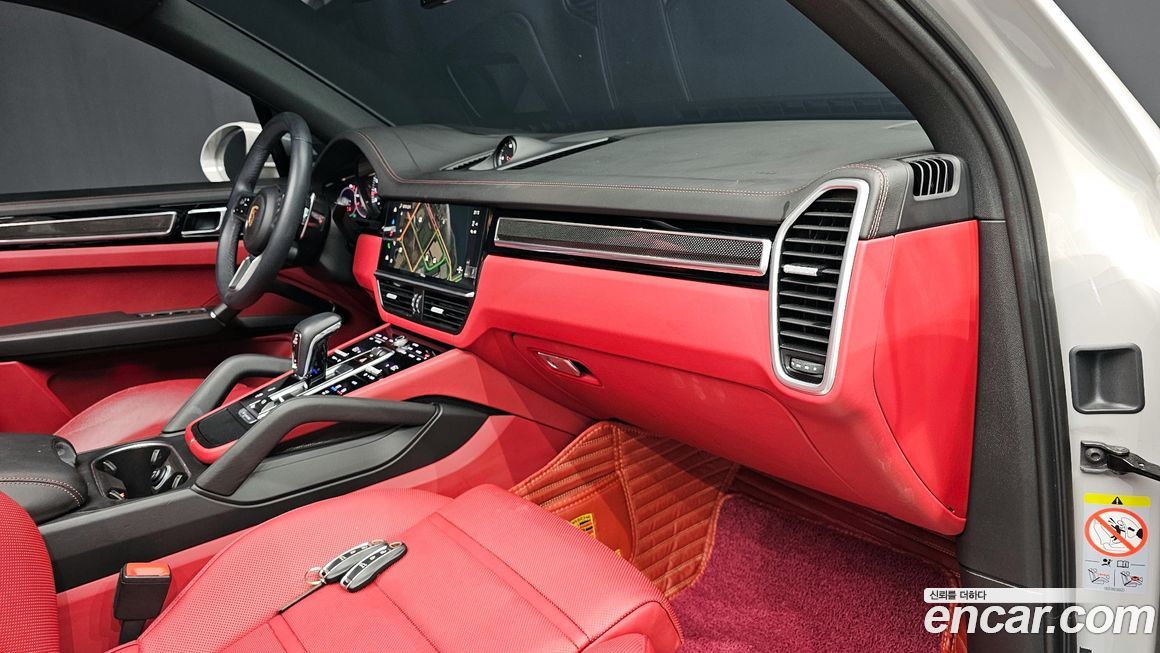 Porsche Cayenne 2023