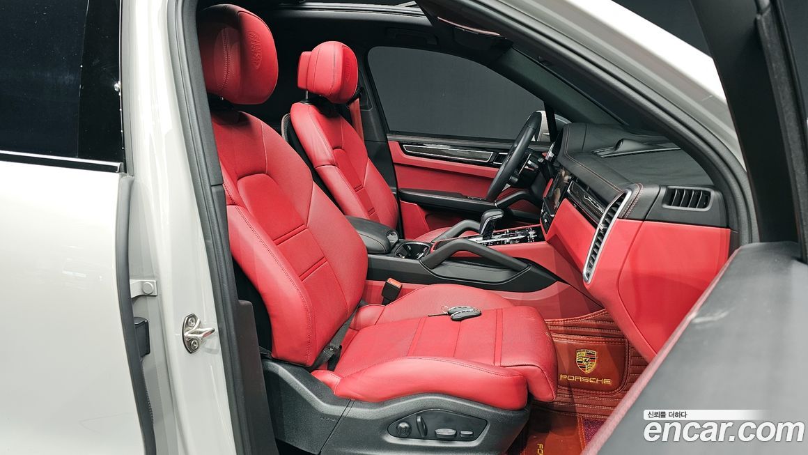 Porsche Cayenne 2023