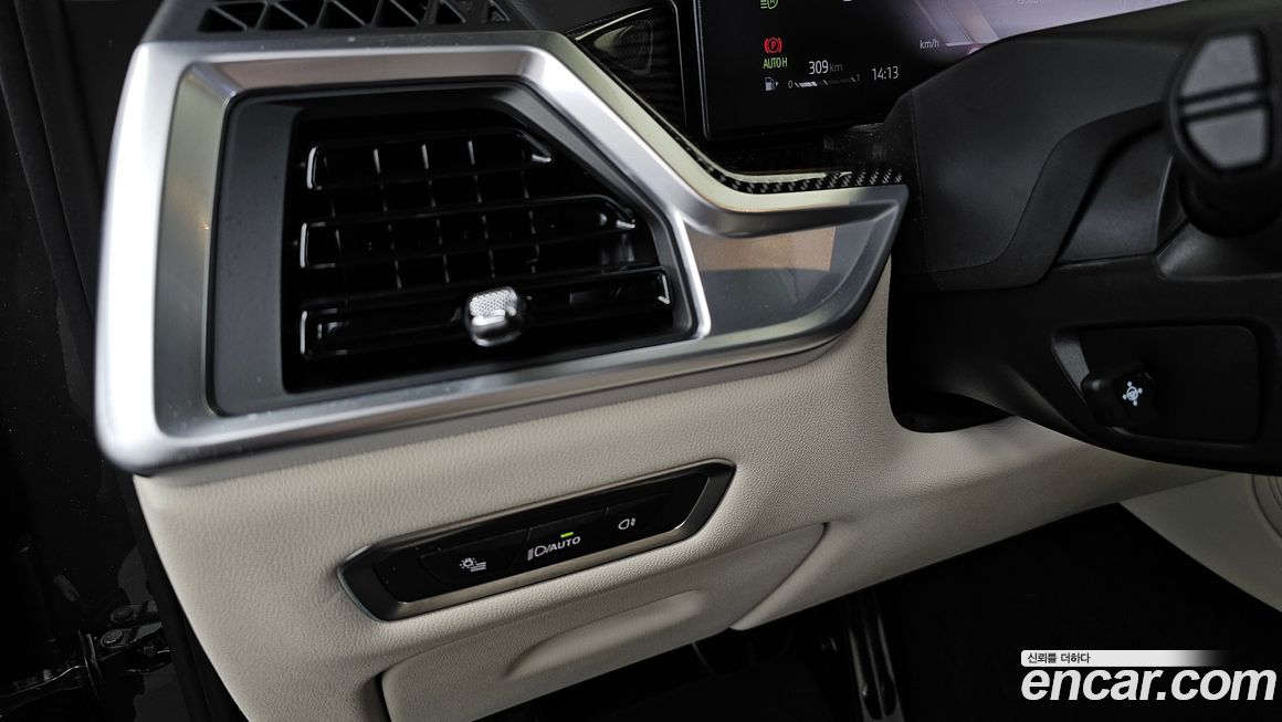 BMW X7 2025