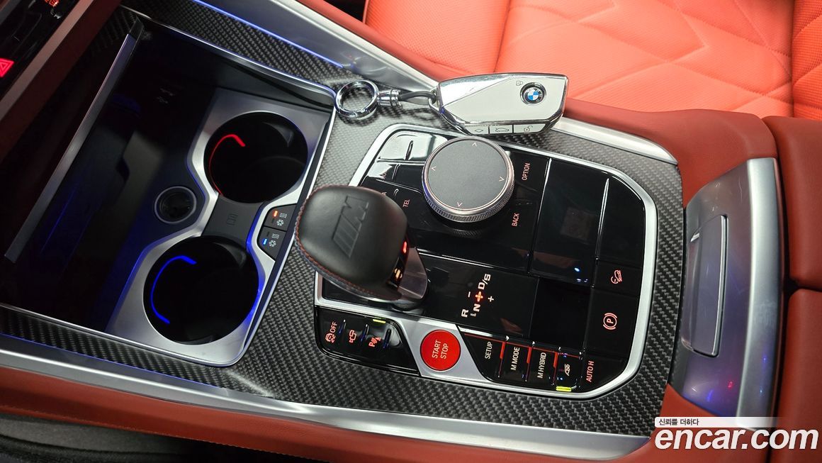 BMW XM 2024