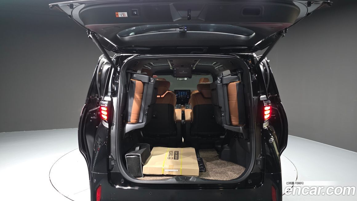 Toyota Alphard 2025