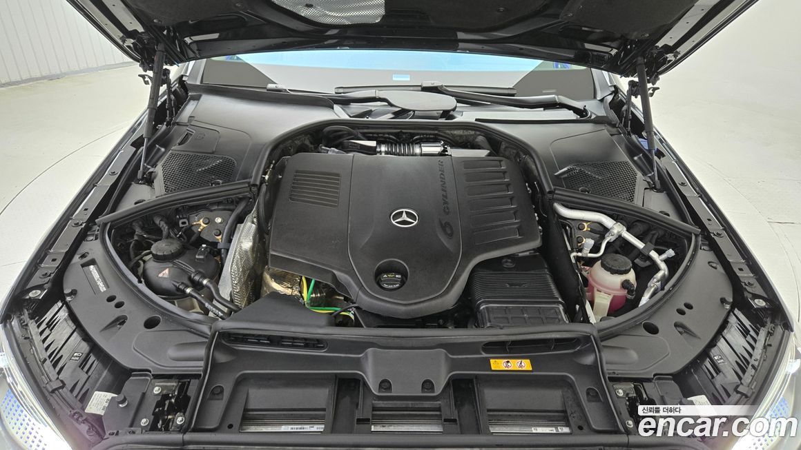 Mercedes-Benz S-Class 2026