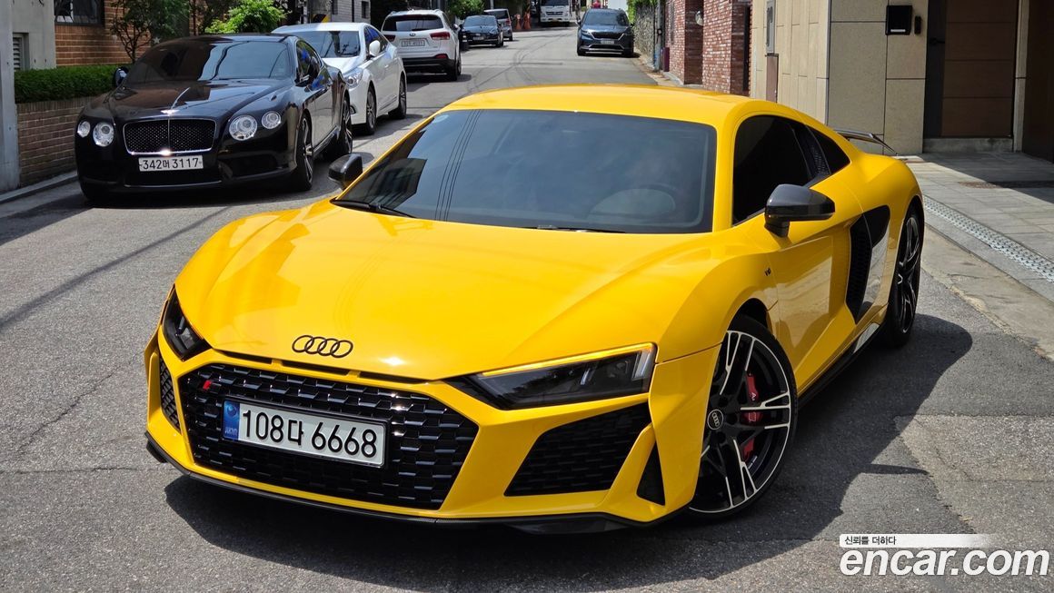 Audi R8 2021
