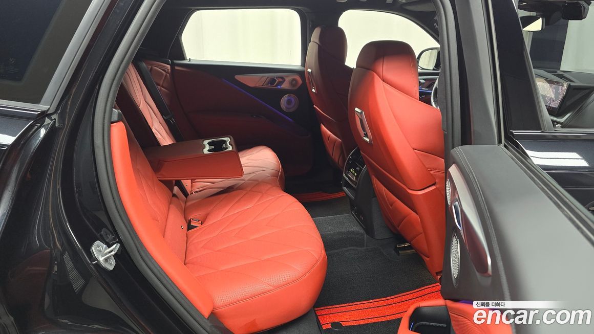 BMW XM 2024