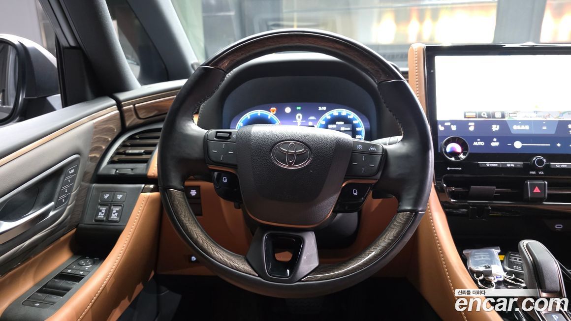 Toyota Alphard 2025