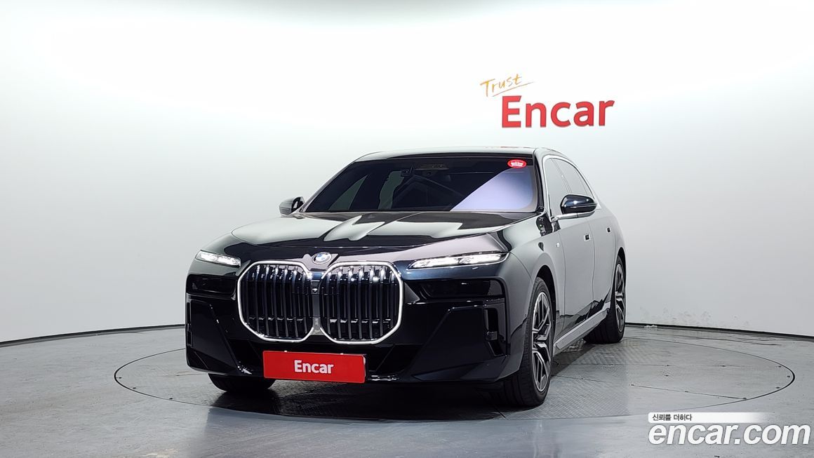 BMW 7-Series 2024