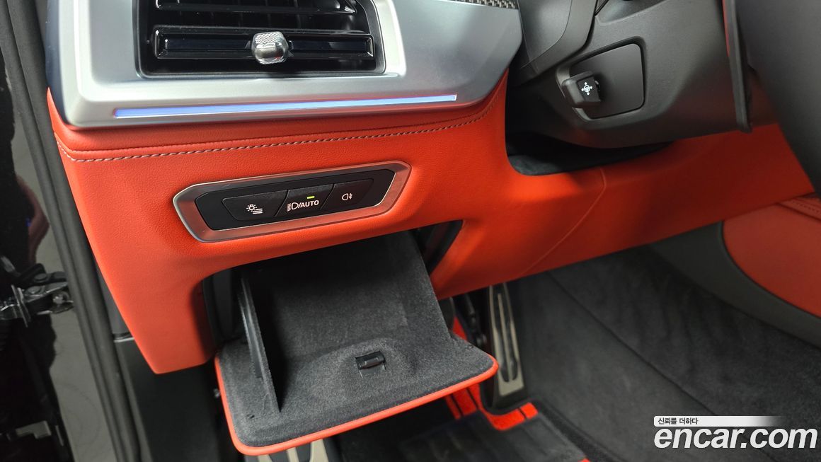 BMW XM 2024