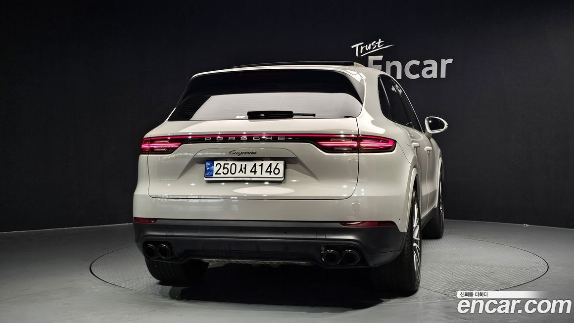 Porsche Cayenne 2023