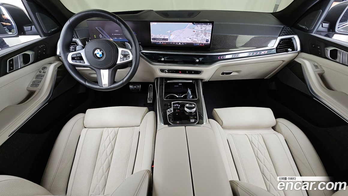 BMW X7 2025