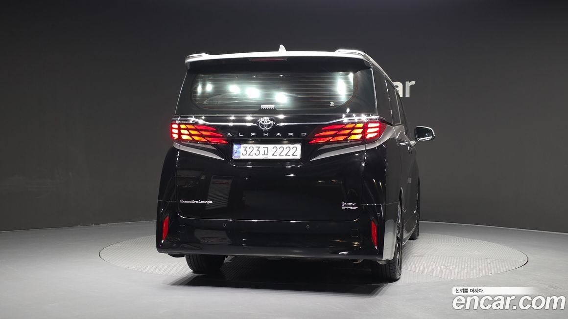 Toyota Alphard 2025