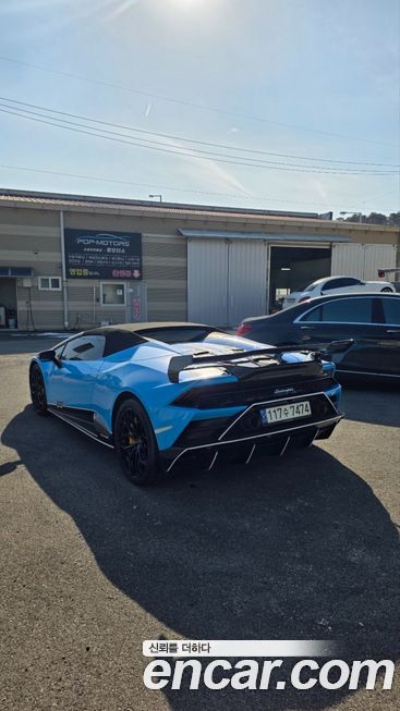 Lamborghini Huracan 2021