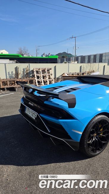 Lamborghini Huracan 2021