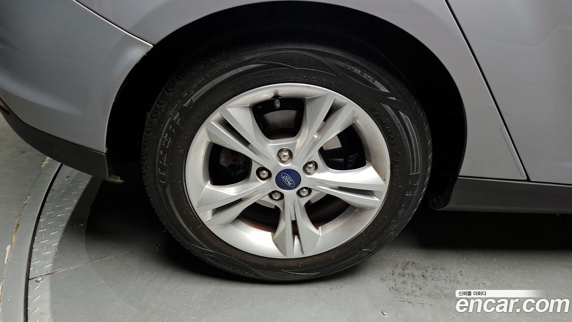 Ford Focus 2014