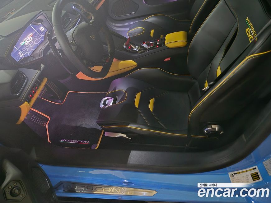 Lamborghini Huracan 2021