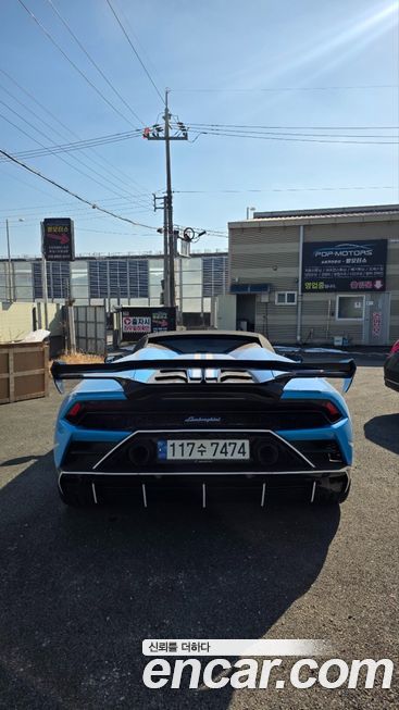 Lamborghini Huracan 2021