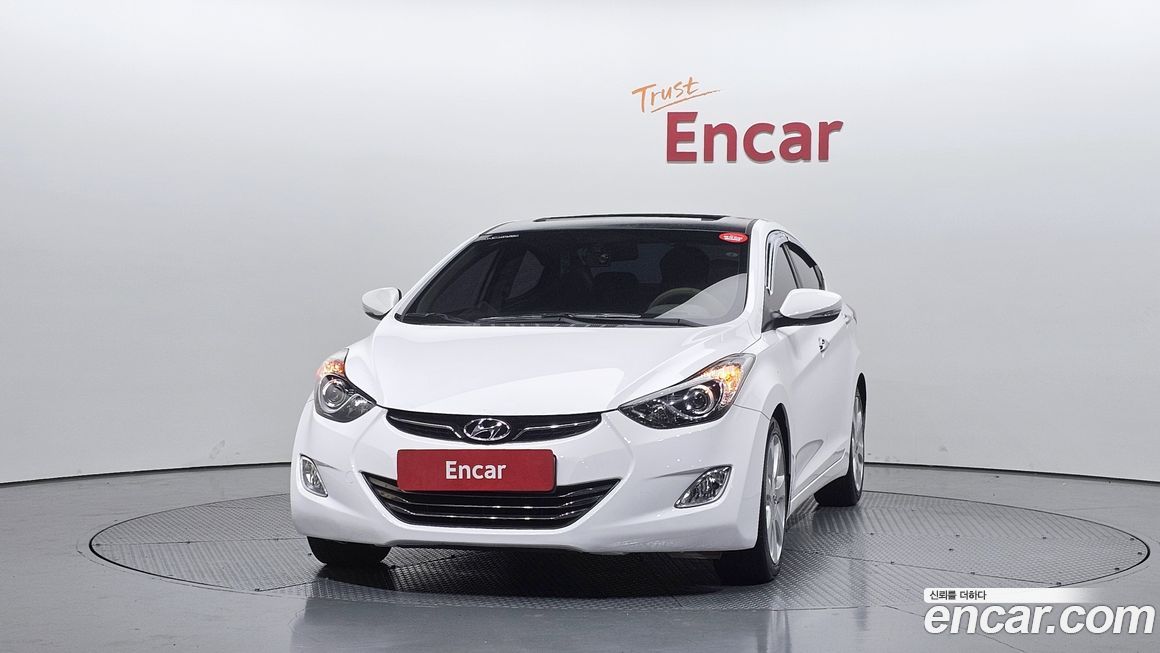 Hyundai AVANTE 2012