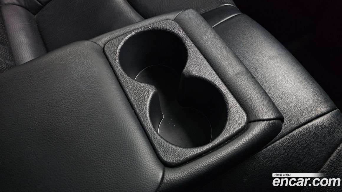 Hyundai AVANTE 2012