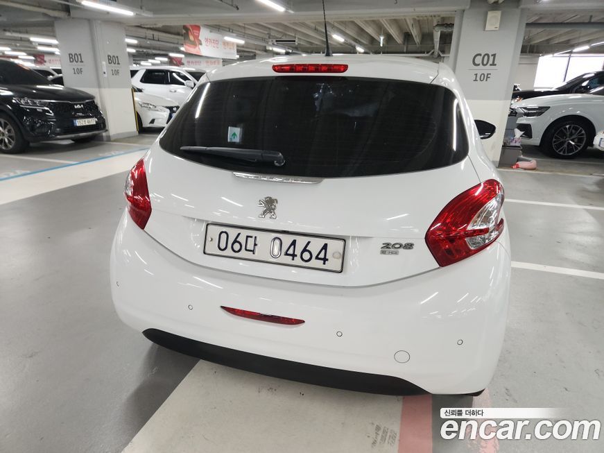 Peugeot 208 2016