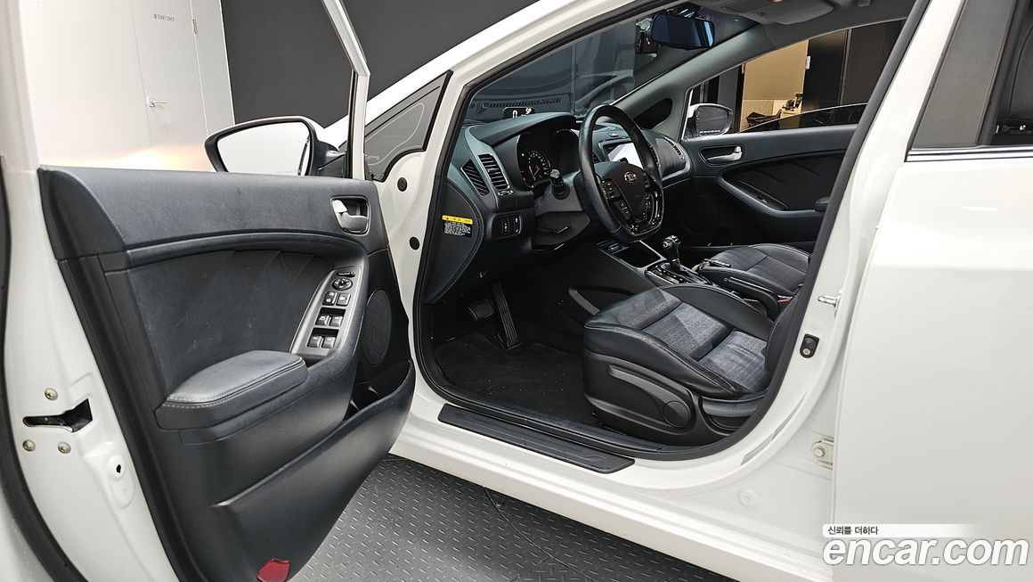 Kia K3 2017
