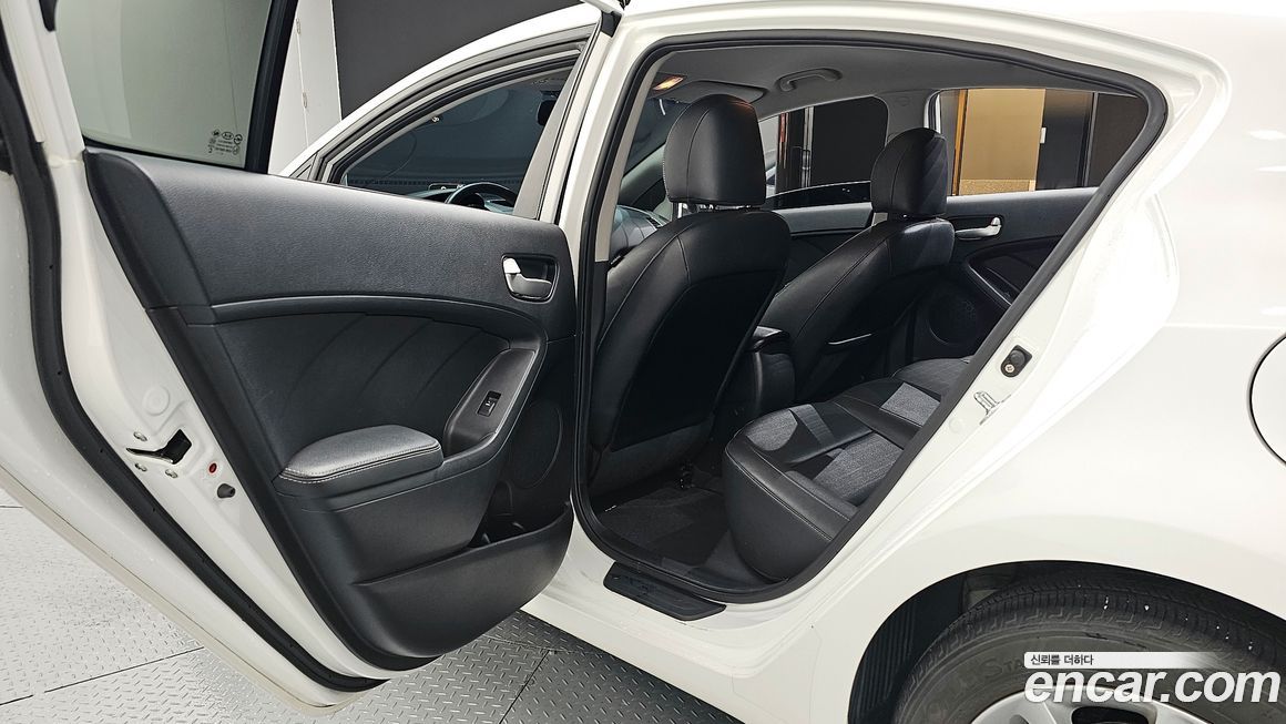 Kia K3 2017