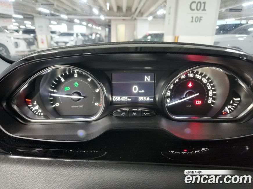 Peugeot 208 2016