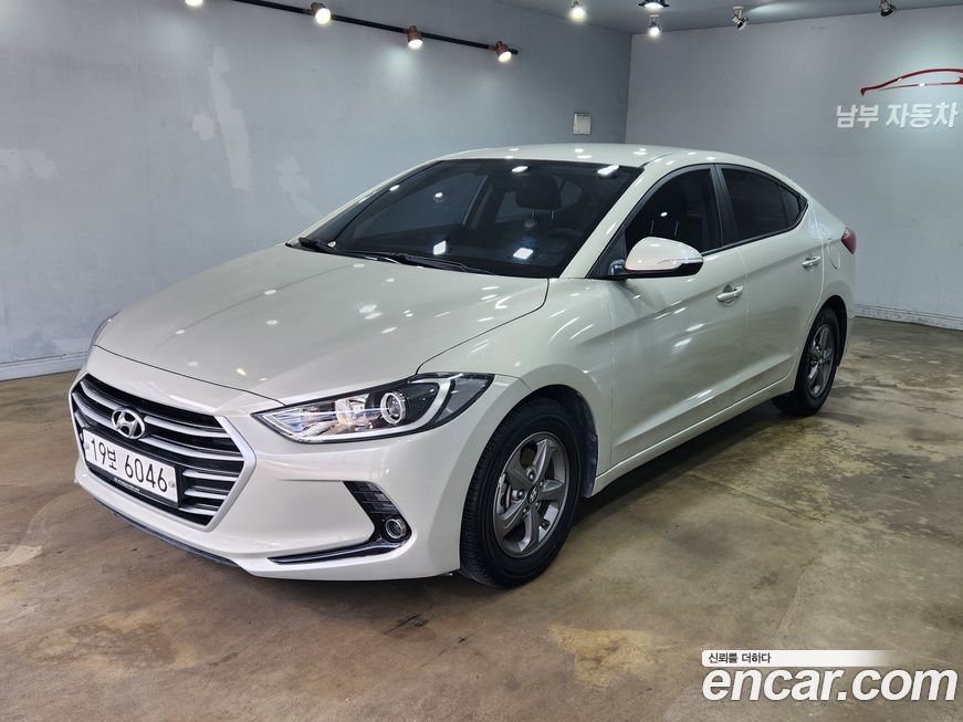 Hyundai AVANTE 2016
