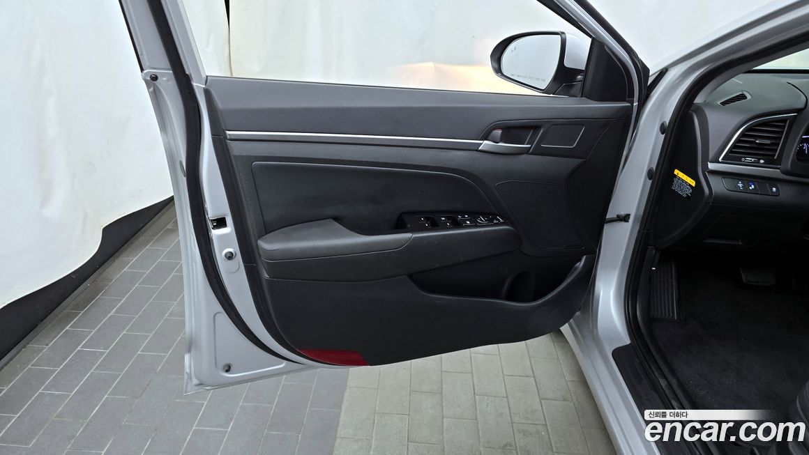 Hyundai AVANTE 2018