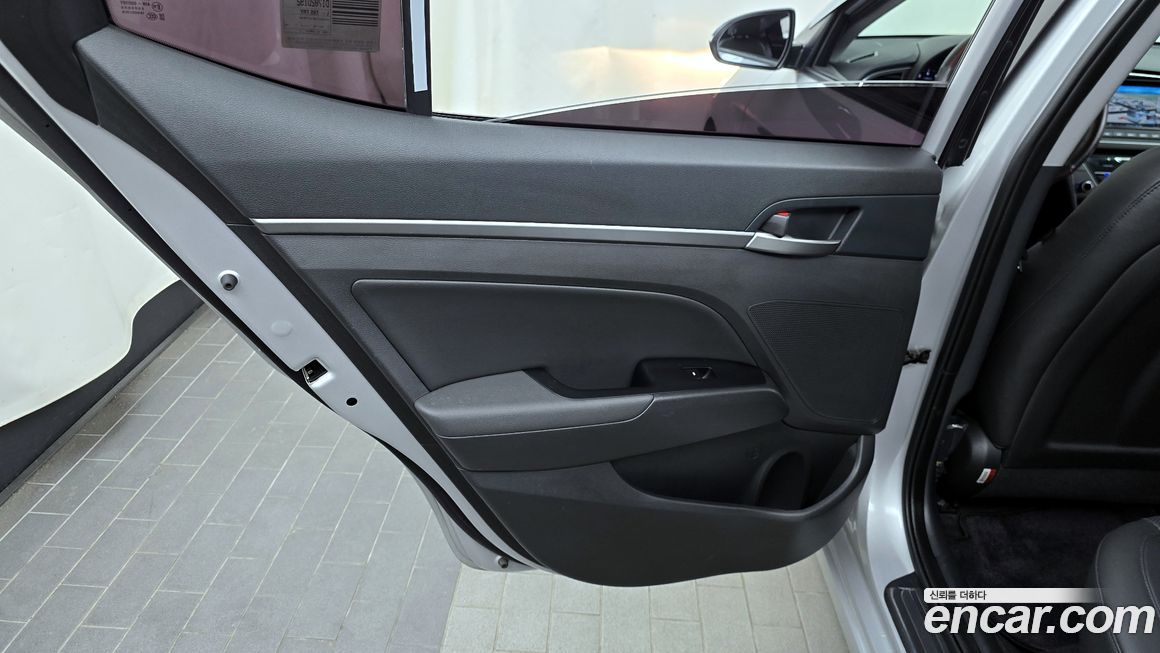 Hyundai AVANTE 2018