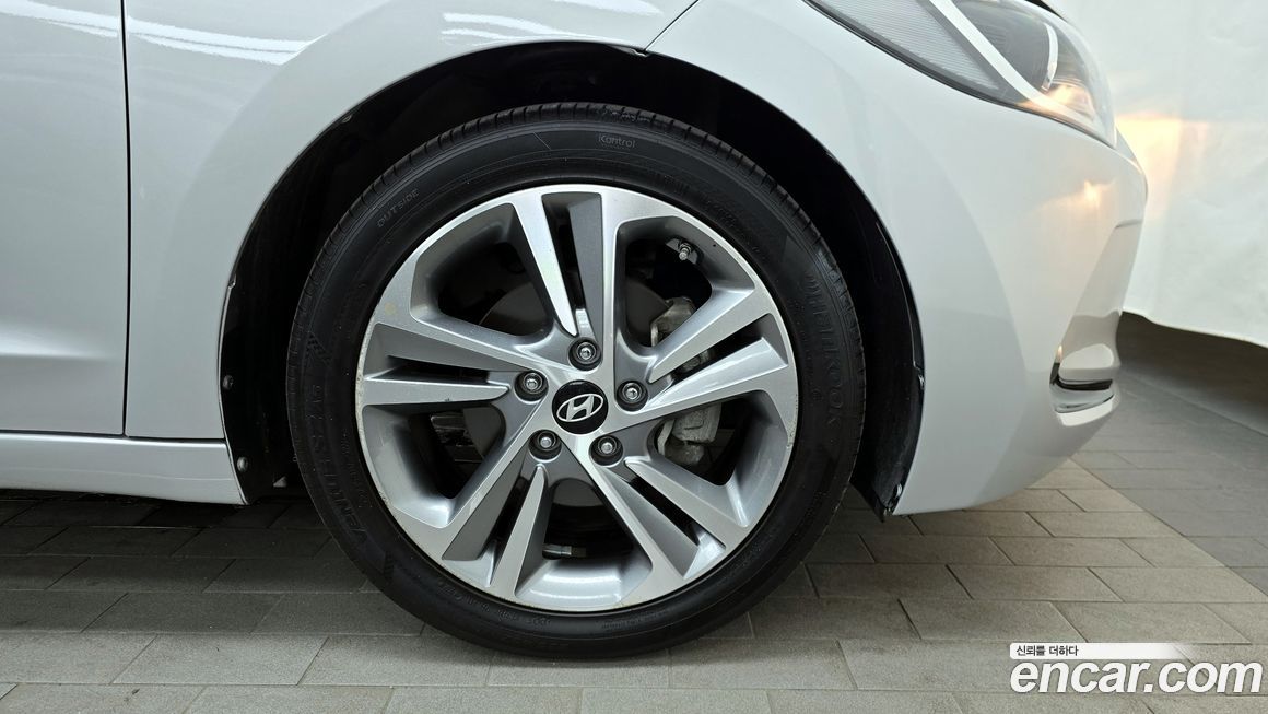 Hyundai AVANTE 2018
