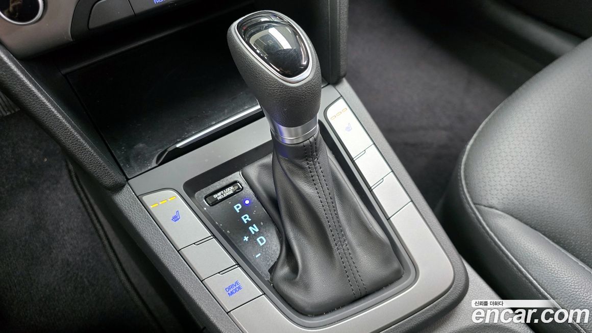 Hyundai AVANTE 2018