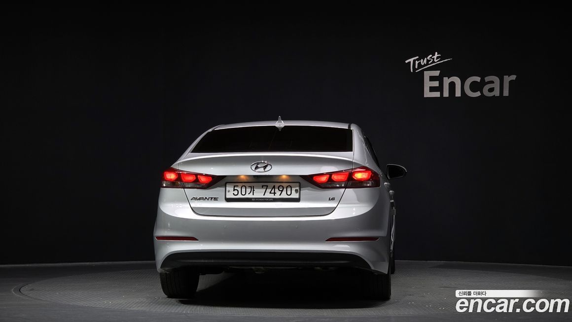 Hyundai AVANTE 2018