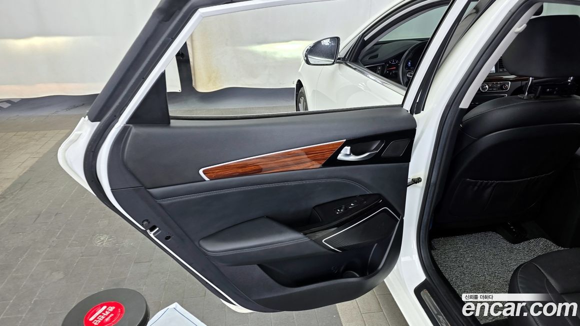 Kia K7 2017