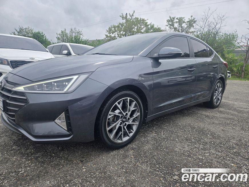 Hyundai AVANTE 2020