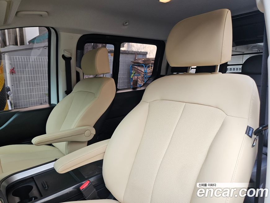 Hyundai Staria 2026