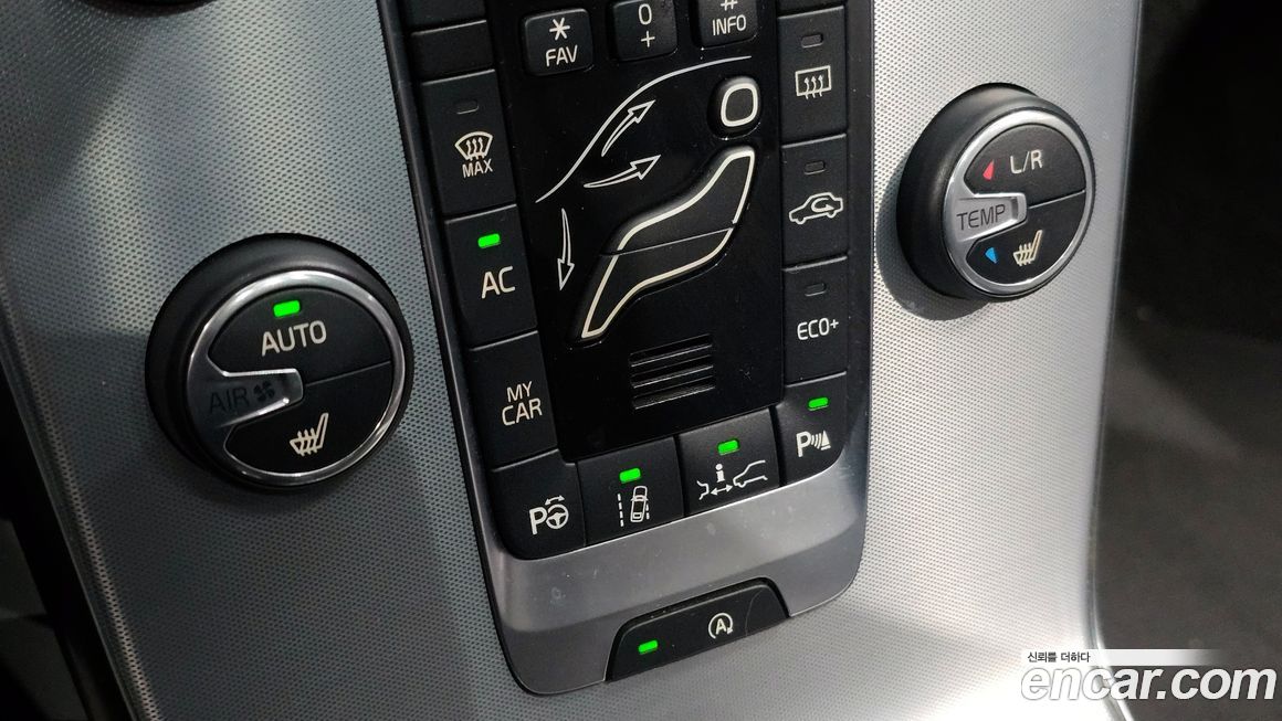 Volvo V40 2019