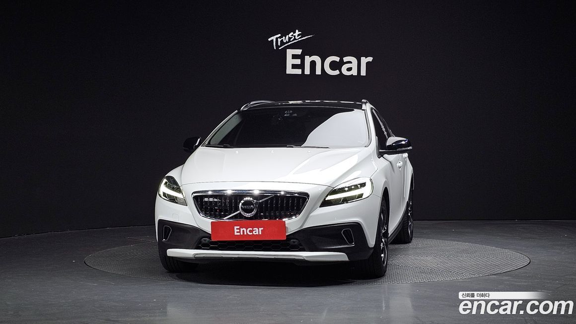 Volvo V40 2019