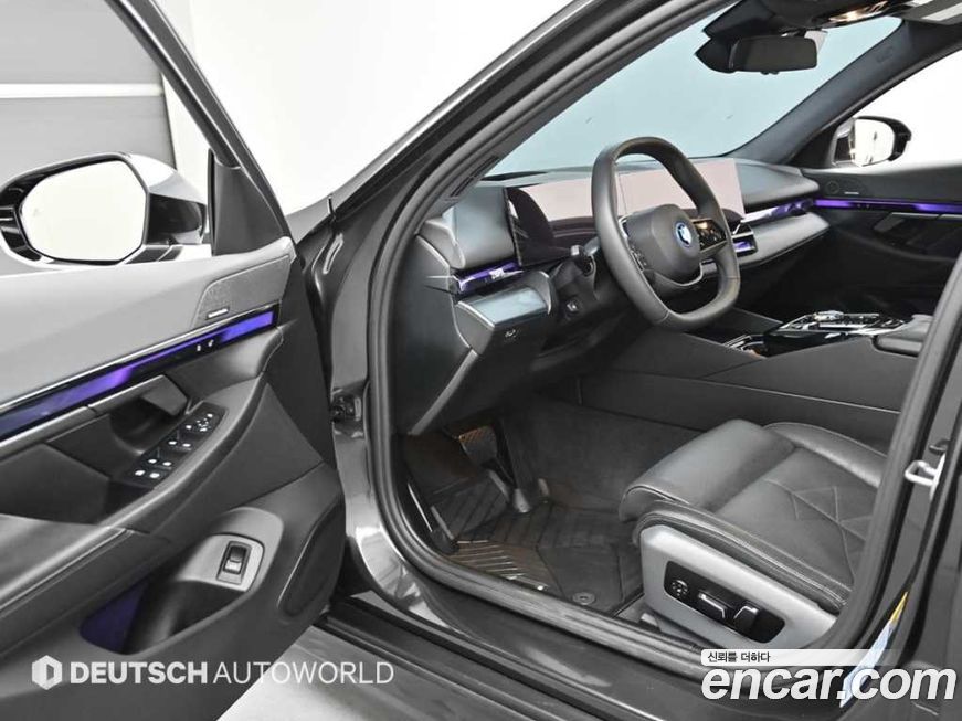 BMW i5 2024