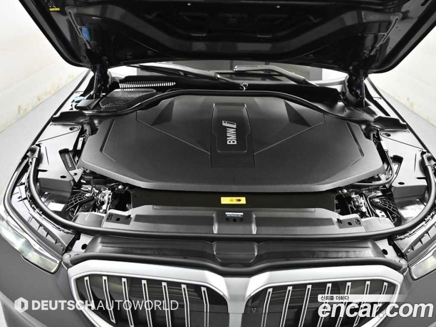 BMW i5 2024