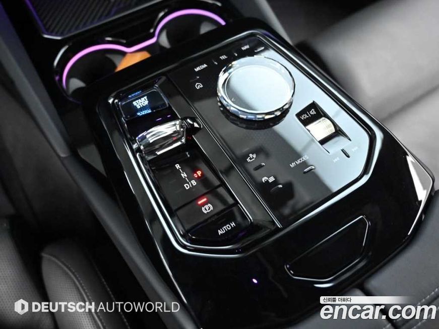 BMW i5 2024