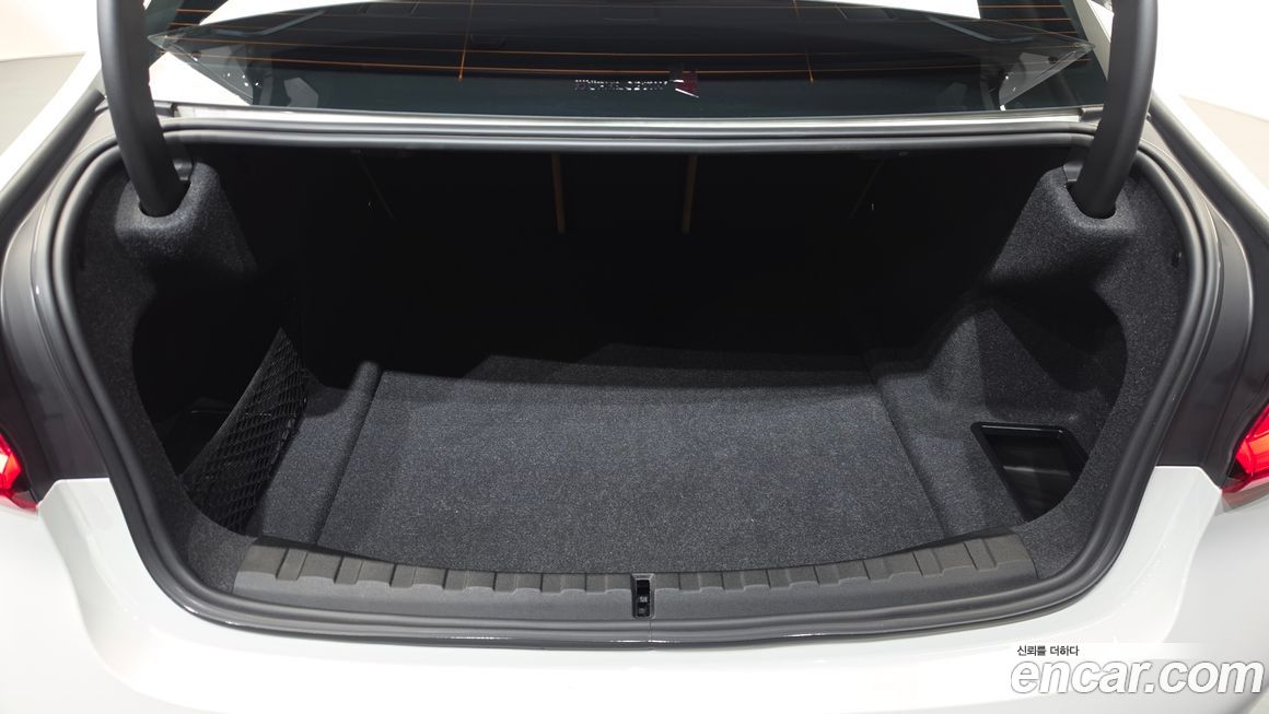 BMW 3-Series 2023