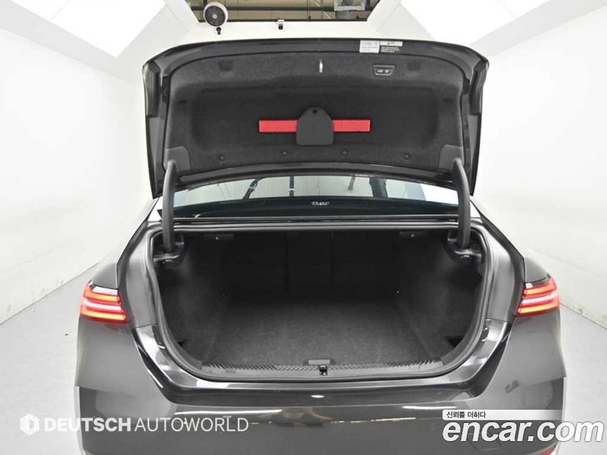BMW i5 2024