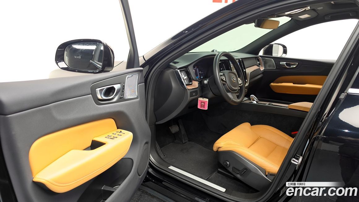 Volvo XC60 2024