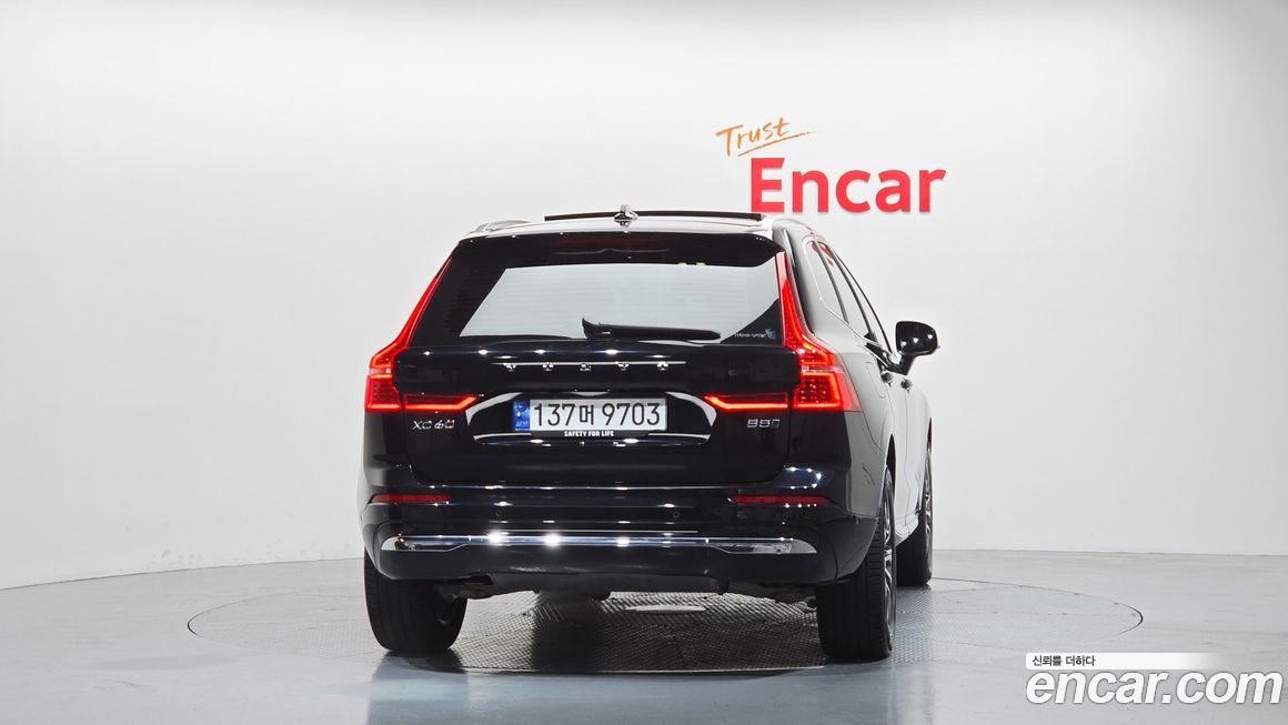 Volvo XC60 2024