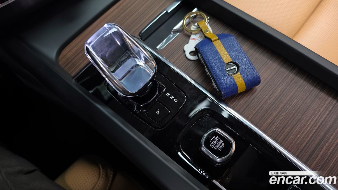 Volvo XC60 2024