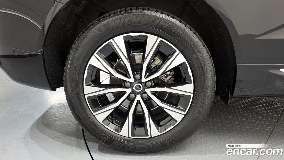 Volvo XC60 2024